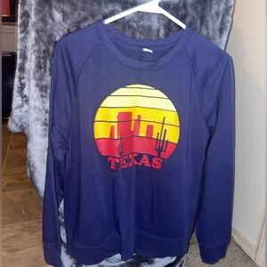 MEDIUM | Old Navy | Navy Texas Long Sleeve